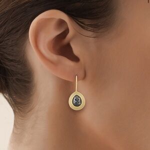 Elegant 14k Gold and stone Teardrop Earrings